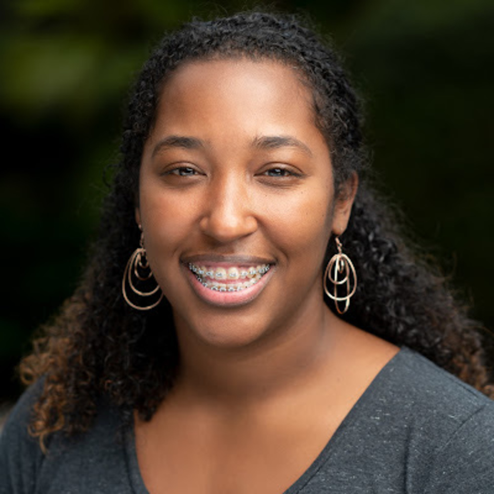 Meet your Posher, Lashay